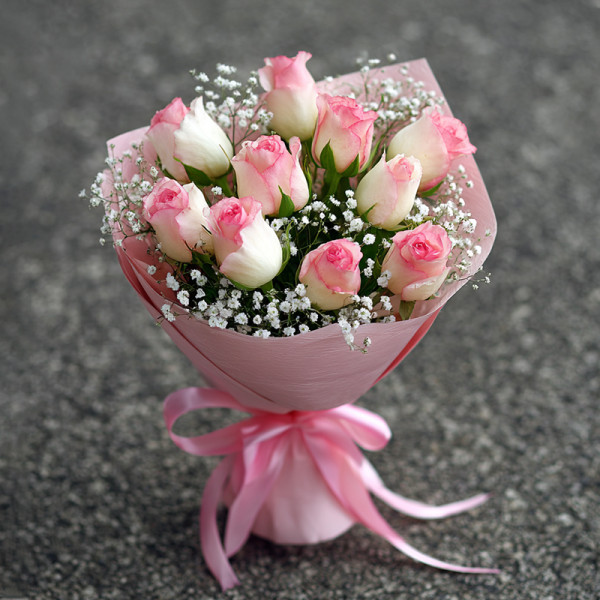 Blush Whispers — Pink and White Gradient Roses